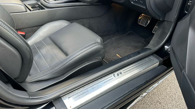 Jaguar F-Type 5.0 Supercharged V8 R 2dr Auto AWD Petrol Convertible